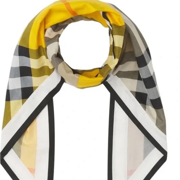 Authentic BURBERRY 100% Cotton vintage checkers triangle scarf - Picture 2 of 6